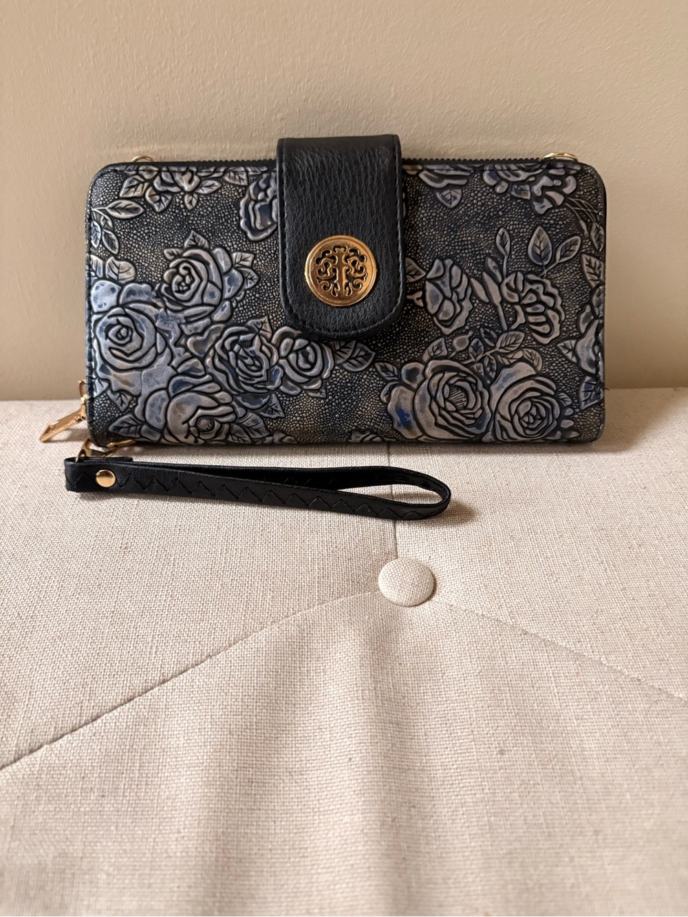 Floral Emboss Large Blue & Black Wallet Crossbody